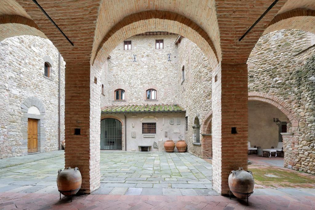 Вилла Castello Di Bibbione Сан-Кашиано-ин-Валь-ди-Пеза Экстерьер фото