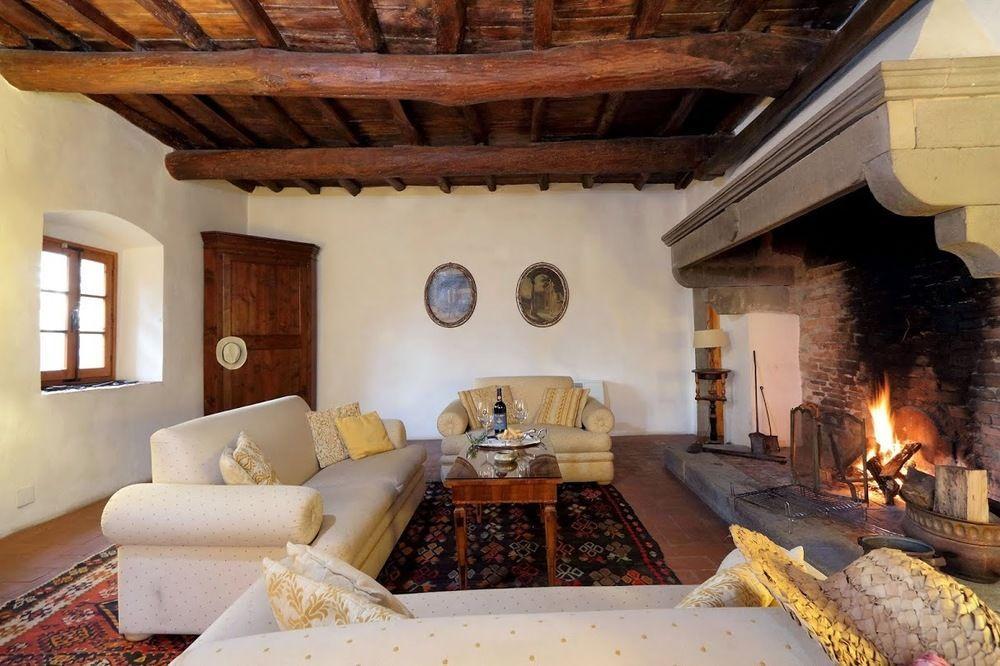 Вилла Castello Di Bibbione Сан-Кашиано-ин-Валь-ди-Пеза Экстерьер фото